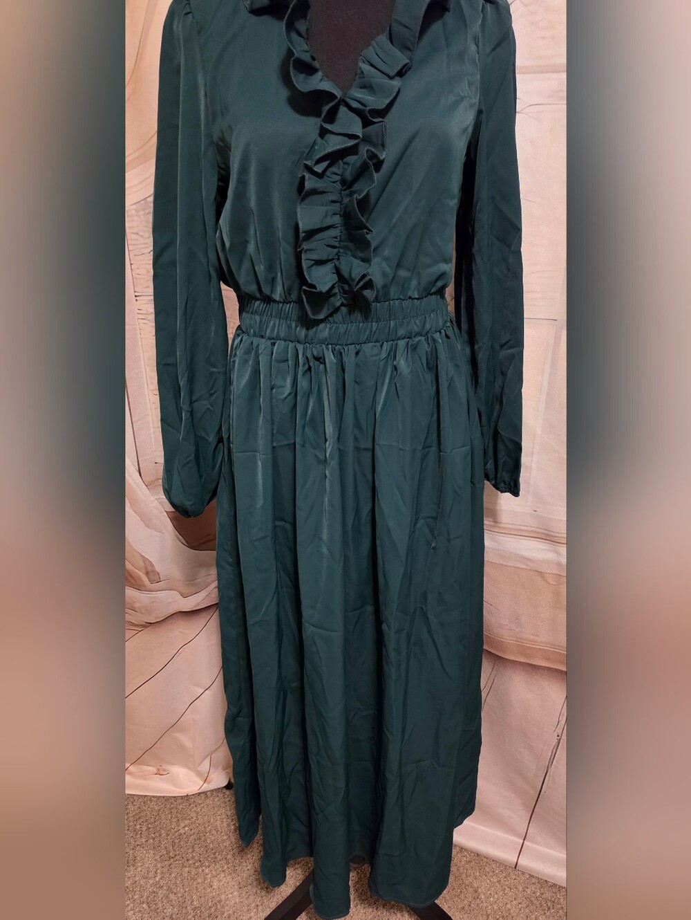 Long Sleeve Ruffle Trim Dress - Picture 4 of 4